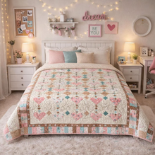 Load image into Gallery viewer, Heart Chandelier Quilt