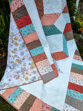 Load image into Gallery viewer, Handmade Carpenter Star Quilt: Heirloom Cotton Bedding