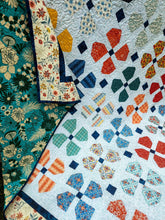 Load image into Gallery viewer, Playful flowers Quilt