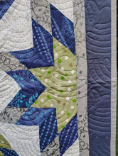 Load image into Gallery viewer, Starburst Quilt – Traditional Native American Inspired