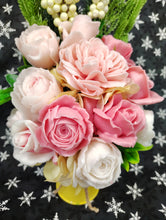 Load image into Gallery viewer, Christmas soap bouquet, medium