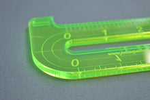Load image into Gallery viewer, Longarm quilting ruler, Short Buddy
