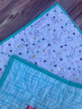 Load image into Gallery viewer, Cowboy and Cowgirl quilt, very pretty!
