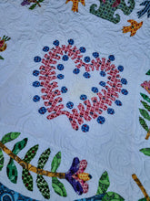 Load image into Gallery viewer, Baltimore Album, needle turn applique, Queen size.
