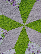 Load image into Gallery viewer, Lavender and Green throw size quilt
