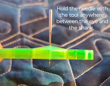 Load image into Gallery viewer, Needle guider. Longarm needle setting/positioning tool. 2 pieces in package.
