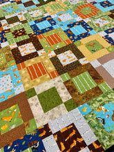 Load image into Gallery viewer, Available now: Forest friends, kid bed size
